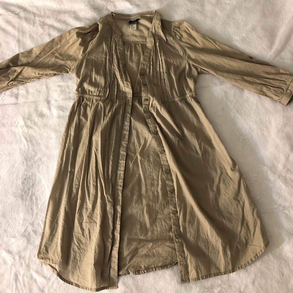 H&M button down dress